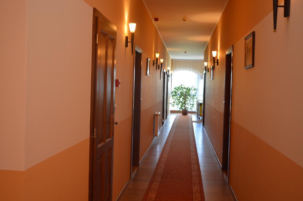Piroska Csarda Es Panzio Bed & Breakfast Сиофок Екстериор снимка